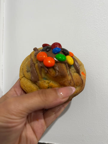 MnM crunch